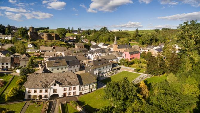 burg reuland panorama 03 c ostbelgien.eu dominik ketz