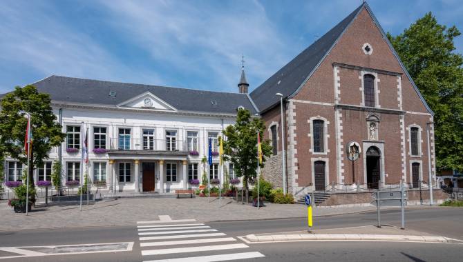 eupen rathaus klosterkirche 01 c christian charlier ostbelgien.eu
