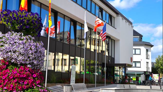 st vith rathausplatz 09 c alfons henkes