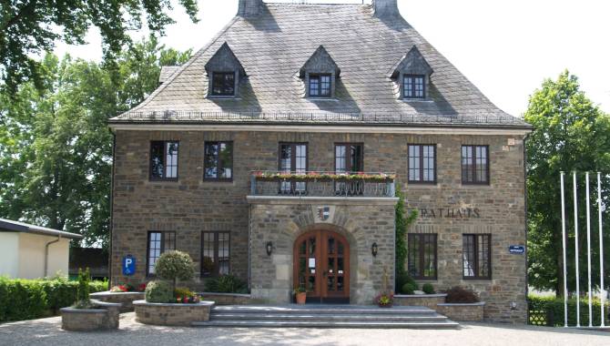 amel rathaus 01 c gemeindeverwaltung amel