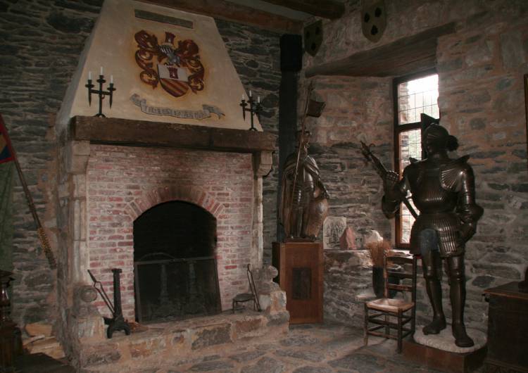 ovifat chateau reinhardstein indoor 02 c chateau reinhardstein